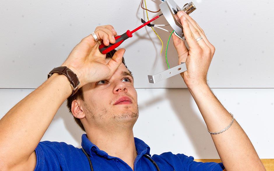 l'électricien Fosses