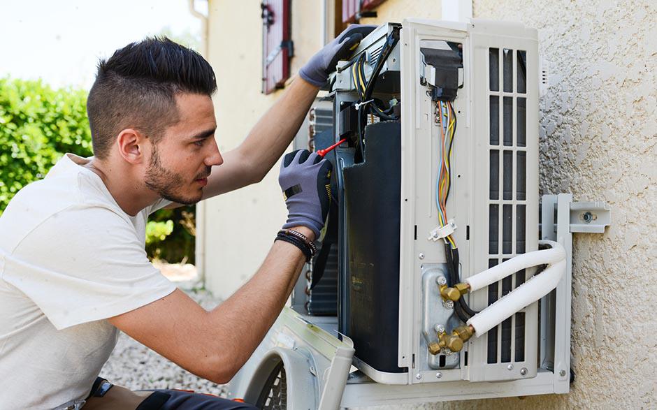 taux horaire électricien Montreuil